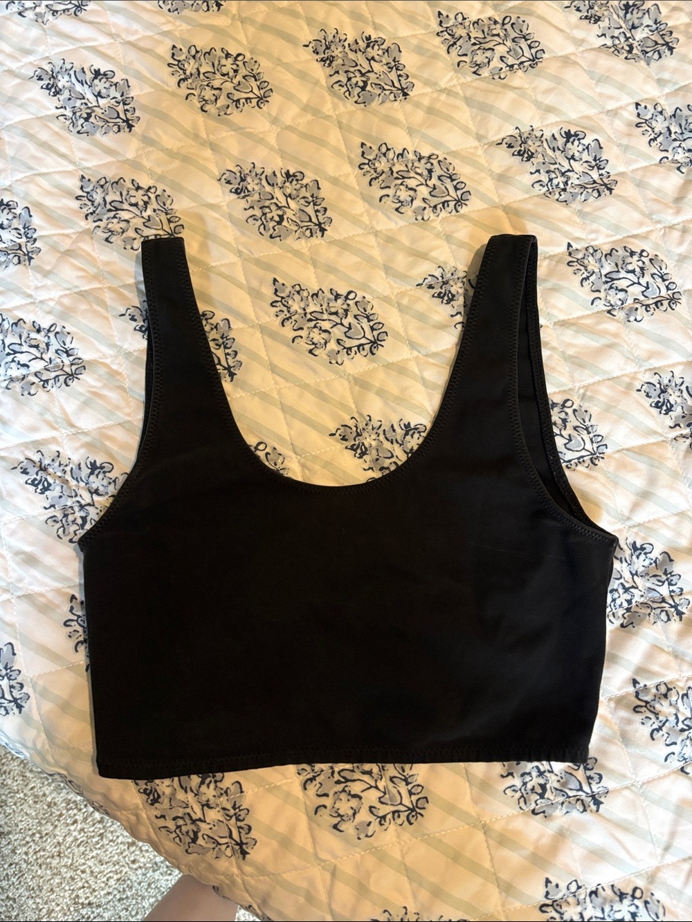 Aritzia Black Scoop Neck Tank